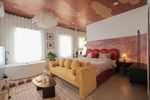 Le Batriu House