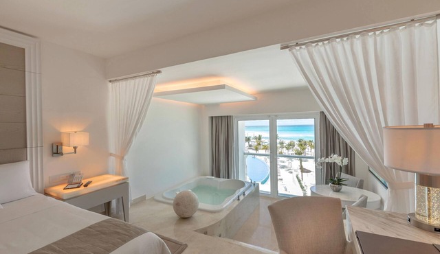 Le Blanc Spa Resort Cancun - Adults Only - All-Inclusive in Cancun
