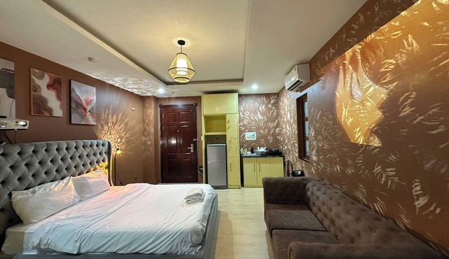 Little Home Yen Hoa