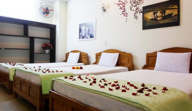 Lucky House Hotel
