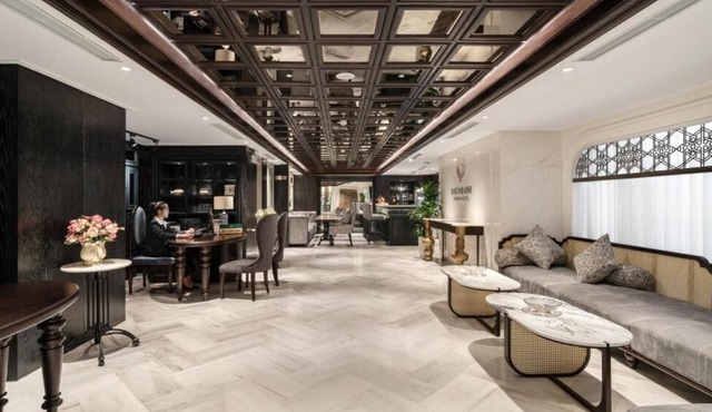 Luxe Paradise Suites Hotel & Spa