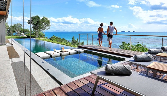 Luxe Vacay Beachfront The View | Chef & Staff | LTH-10 in Koh Sumui