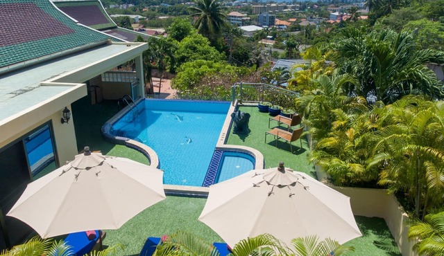 Luxuriöse Villa, Personal, privater Koch, Meerblick by Interhome in Rawai
