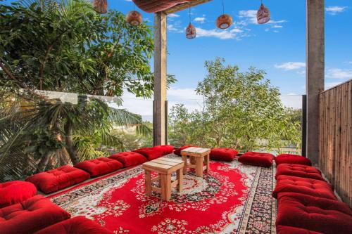 Luxurious 5BR Villa in Mui Ne with Private Swimming Pool