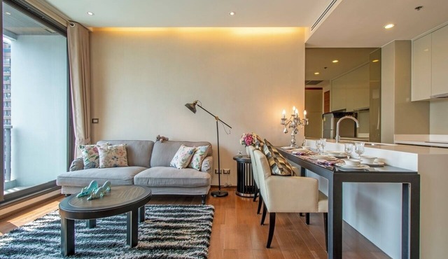 Luxury 1Bed 1Bath 300m BTS Phrom Phong, EmQuartier, Emporium, EmSphere, FreeWifi in Krung Thep Maha Nakhon