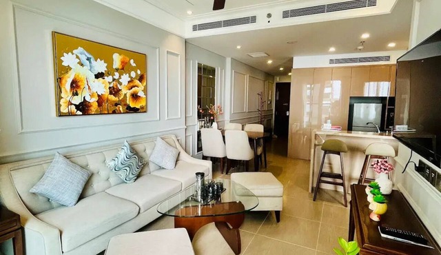 Luxury 2BR Apartment with Ocean view