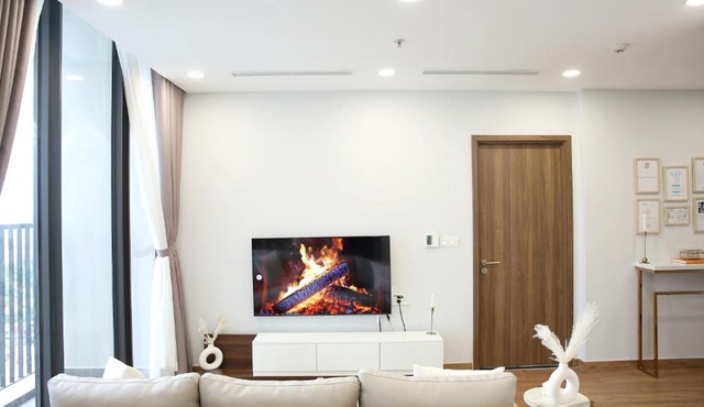 Luxury 2BR Condo in District 7
