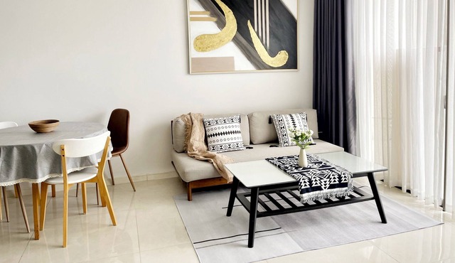 Luxury 2BR Apt at Millennium Q4 near Ben Thanh Q1