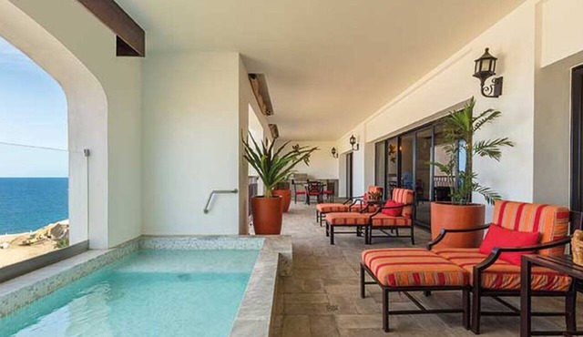 Luxury 4BR Cabo Penthouse with Private Rooftop Pool & Stunning Ocean Views in Cabo San Lucas
