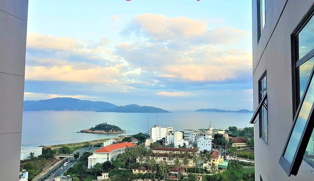 Luxury Apartment with Side Sea View (2314)