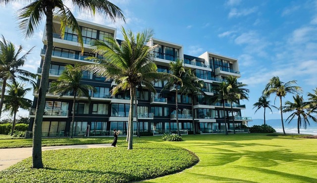 Luxury Beachfront Apartment in 5-Star Resort - CG01 - Residence C