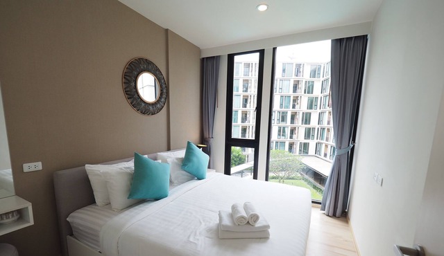 Luxury One Bedroom with Infinity Pool in Phuket Town in Muang