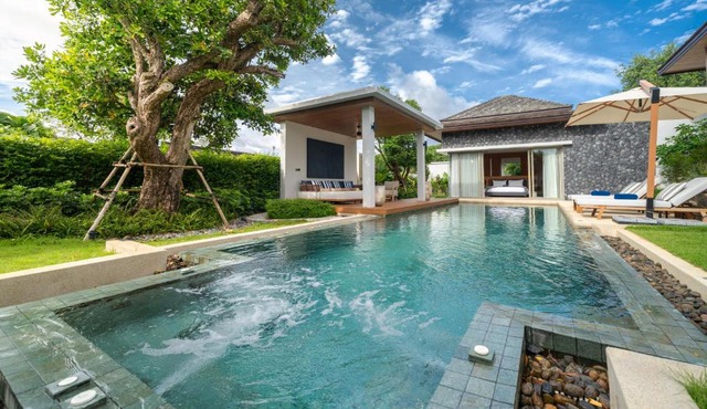 Luxury Royale Bangtao Pool Villa with maid in Thalang