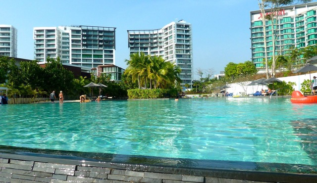 Mae Phim Thailand. Luxury beachfront condo in Chackpong
