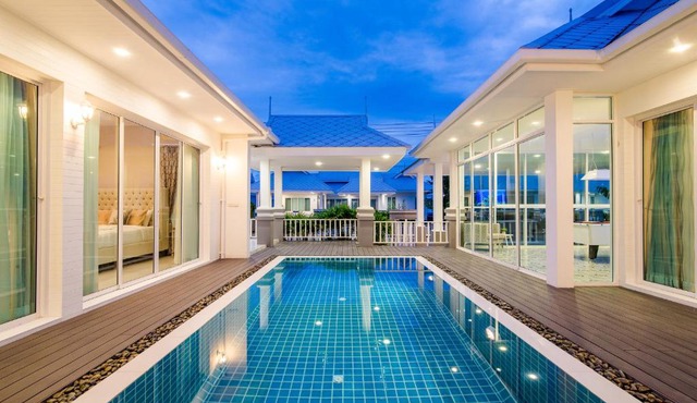 Marwin Pool Villa 8