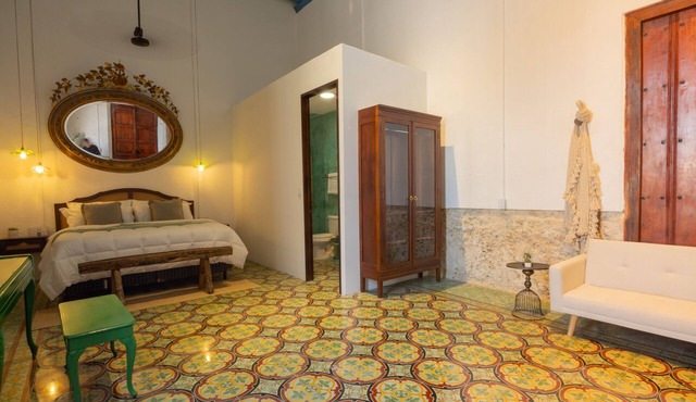 Master Suite Lux is a master suite of Dos Almas Casa Boutique. in San Francisco de Campeche