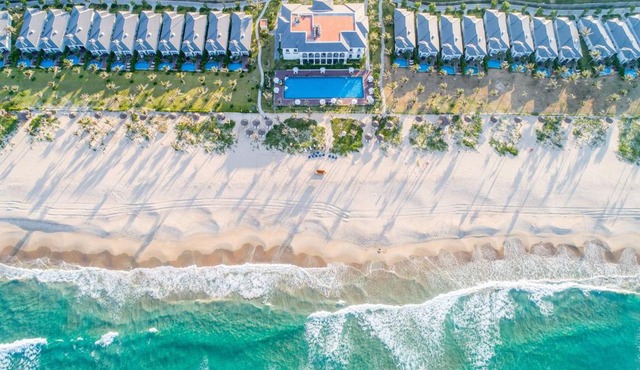 Meliá Vinpearl Cam Ranh Beach Resort