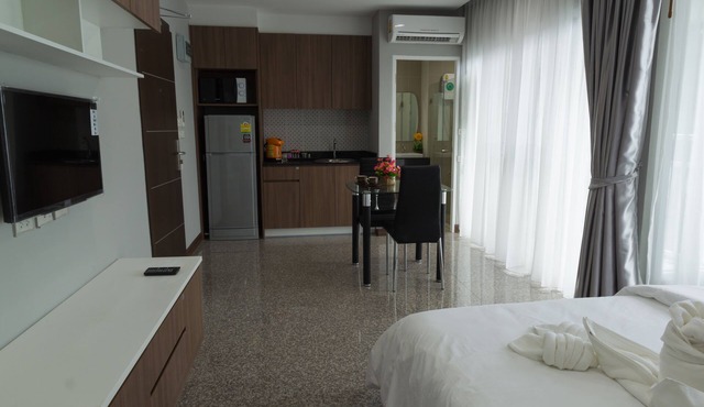 Modernbright Service Apartment in Bang Lamung