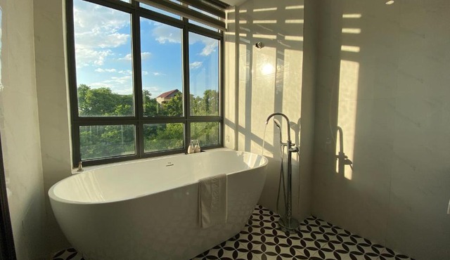 Moma Paris Hotel Ninh Bình
