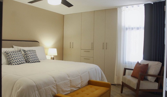 +MS +Comfort +Alberca +AC +Ubicación in Santiago de Querétaro