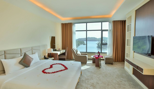 Muong Thanh Luxury Dien Lam Hotel