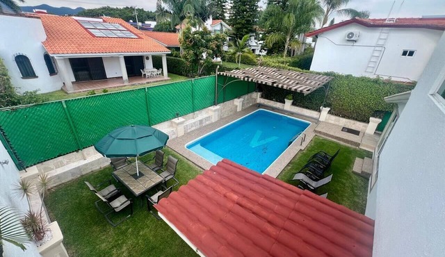 Villa Nido Lomas de Cocoyoc: Private Pool and Garden in Fraccionamiento Lomas de Cocoyoc
