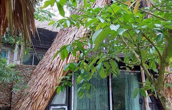 Nả Yên Retreat Lương Sơn Hòa Bình - Bungalow view suối