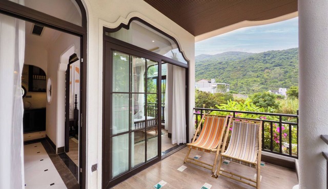 Natalie Indochine Mountain Villa Da Nang