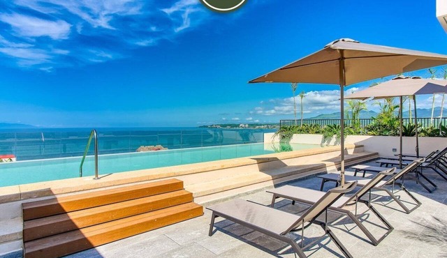 New 1 BR Condo with Amazing Rooftop Pool - Jacuzzi in Bucerías