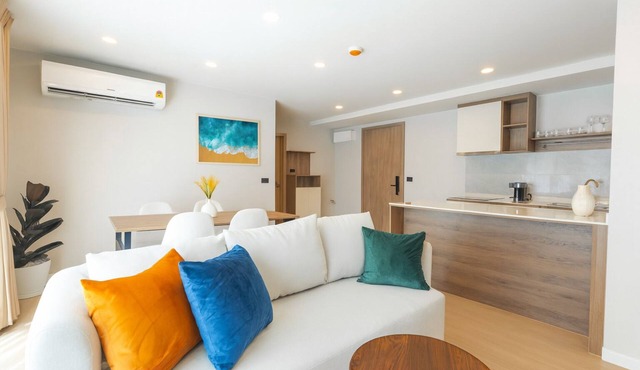New Coastal 2BR Best Location Boat Avenue-Bangtao I Bella Space in Tambon Choeng Thale