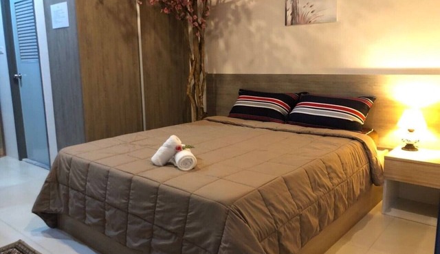 New cozy apartment, 300m away from MRT Suthisan station *9 in Suthisan Winitchai