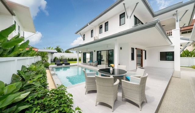 New & Luxurious Bangtao 4Bed Private Pool Villa in Phuket
