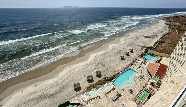 NewLuxurious-Beachfront-MarYSolCondo-11th-Rosarito in Playas de Rosarito