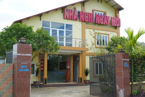 Ngày Mới Hotel