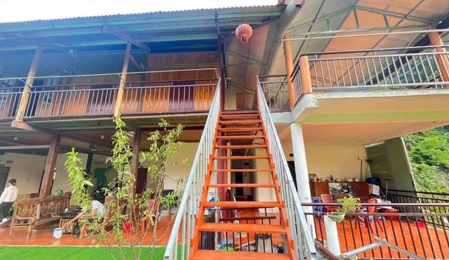 Nhà nghỉ Hồ Ba Bể TRẦN THỰC Homestay