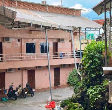 Nhà Nghỉ Quỳnh Hương - Quynh Huong Hostel