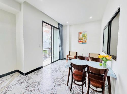Nhật home