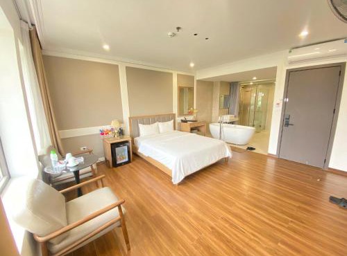 Nhật Tân Hotel Hà Nội - Lê Trọng Tấn