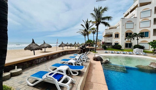 Nice apartment facing the sea in the Cerritos area in Mazatlán