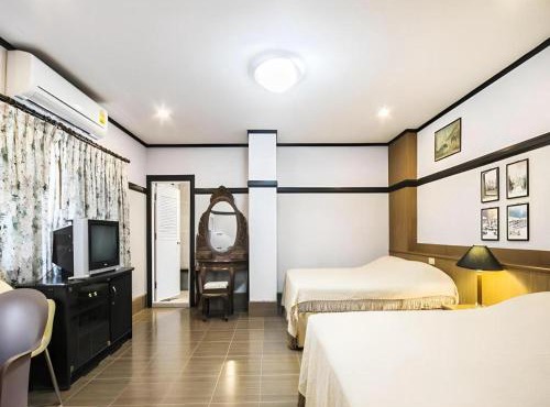 Numsin Hotel in Ban Rong Chang