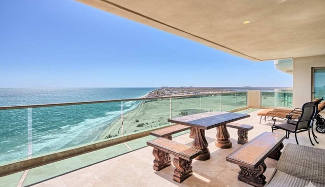 Ocean Wrap Around Oceanfront Balcony at Tessoro in Las Conchas