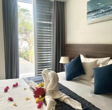Oceanami Resort beach club