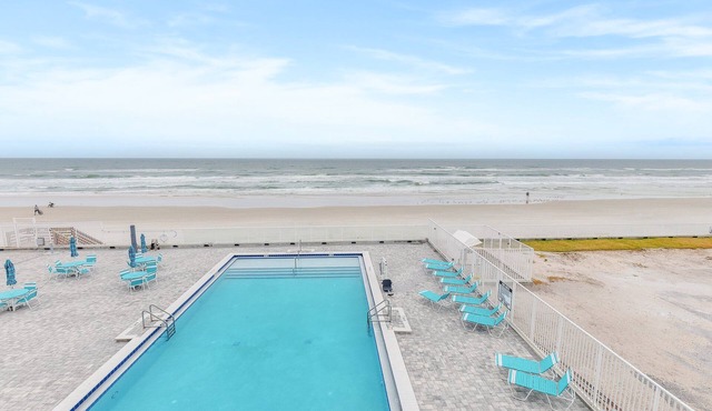 Oceanfront Balcony Condo – Walk to Dining, Splash Park & More in Daytona Beach