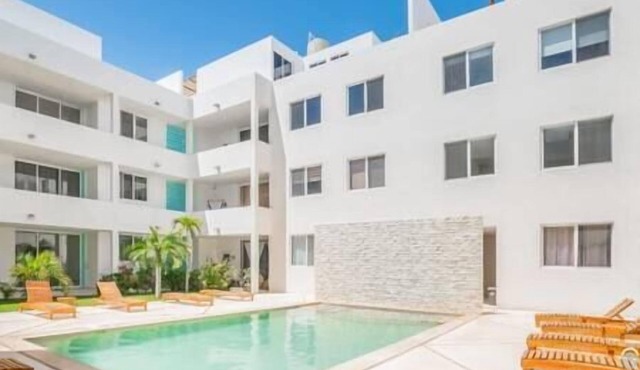 Oceanview Penthouse private pool, deck Beach 200m in Chicxulub Puerto