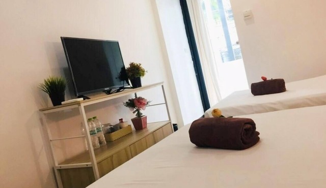 Owl's Nest Hostel in Bangkok