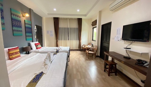 Park & Pool Resort in Nong Khai