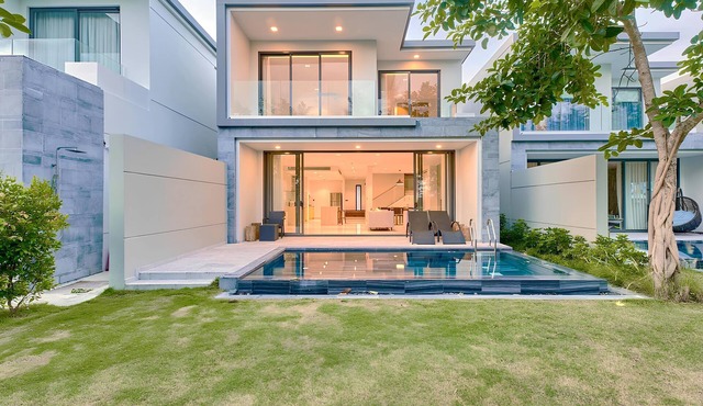 Peaceful 3BR BRG Villa w/Golf View&PrivatePool! Near Beach & Hoian-FREE PICKUP
