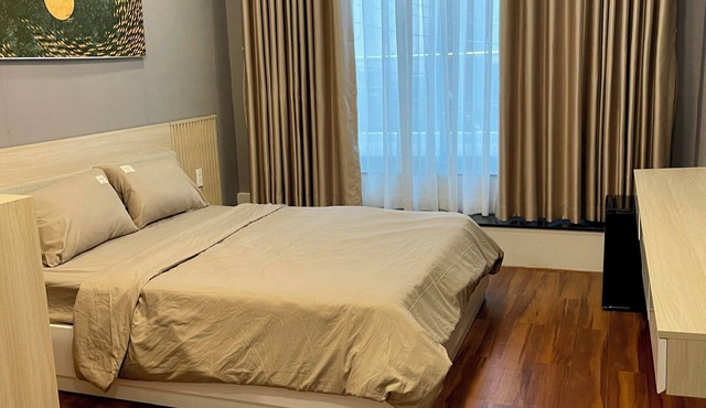 Peanuts Home Le Lai - Chic Local Stay, Steps to Ben Thanh & Bui Vien