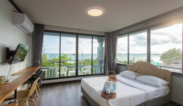 Pimpimarn Beach Hotel