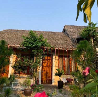 Pine Garden Homestay - Nhà trong vườn